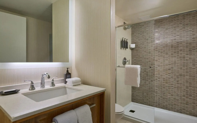 Sheraton Grand Chicago Riverwalk