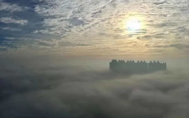 Yanshe Hotel (Meishan Huanglongxi Evergrande Jinbi Tianxia)