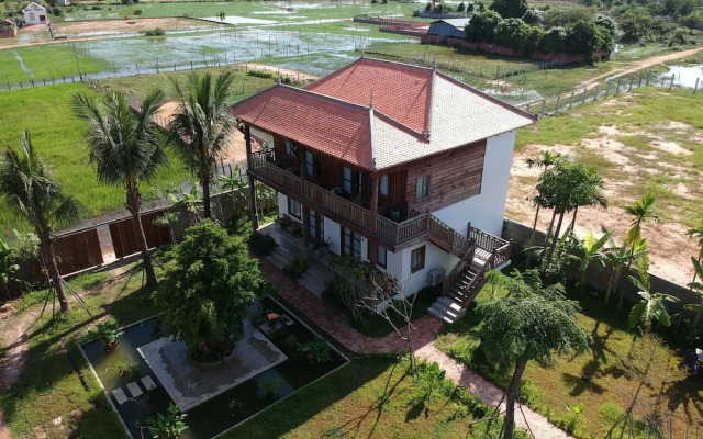 Dontrei Villa Angkor
