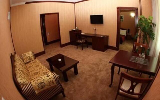Happy Inn Hotel