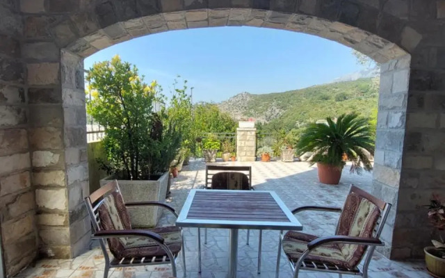 Vala Apartments