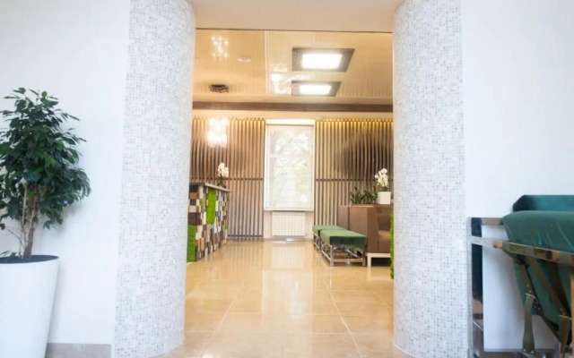 Coin Apartments & Hostel