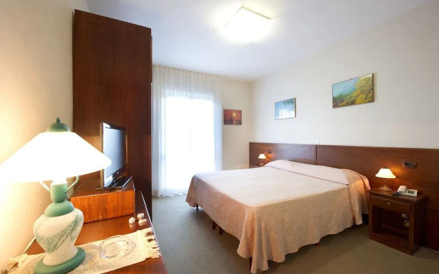 Hotel Candeleto