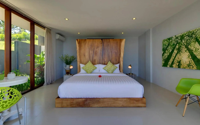 Malimbu Cliff Villa