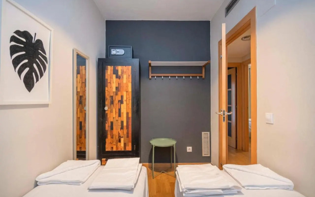Modern and bright apartment in Eixample 1-2
