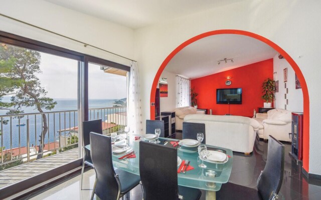 Beautiful Home in Omis With Wifi and 8 Bedrooms