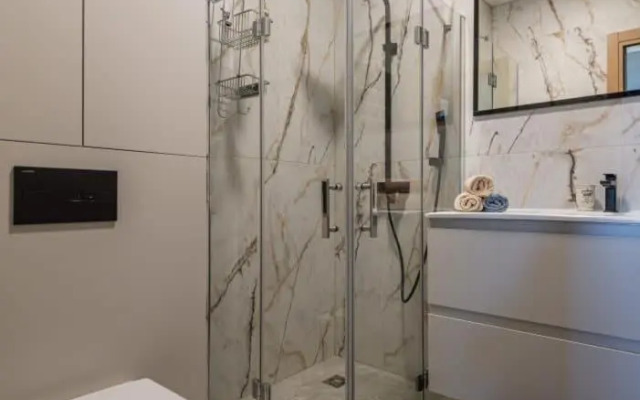 Black Gold Apartments