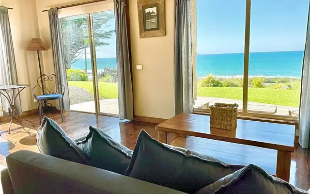 Castaways Apollo Bay