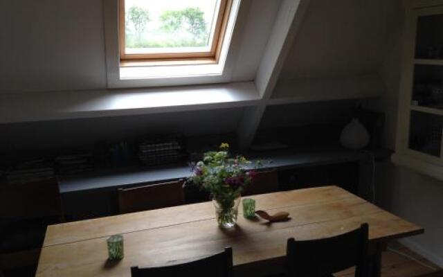 Bij en Boom Bed & Breakfast