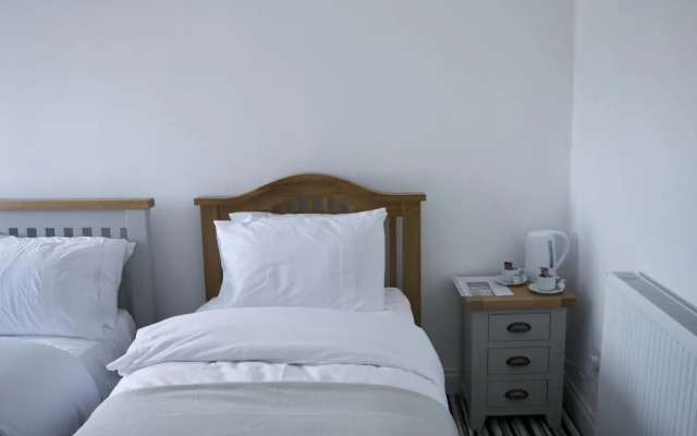 Maze Rented Accommodation