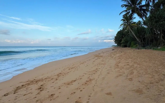 MOI Induruwa by DBI Hotel