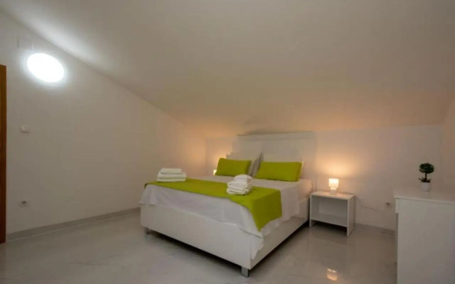 Apartman Tomi Trogir