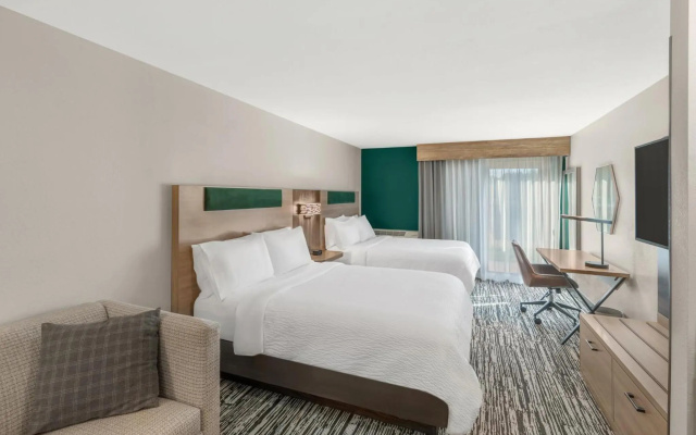 Comfort Suites