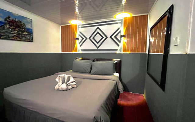 Penginapan Guntary – Guest Rooms – Jakarta