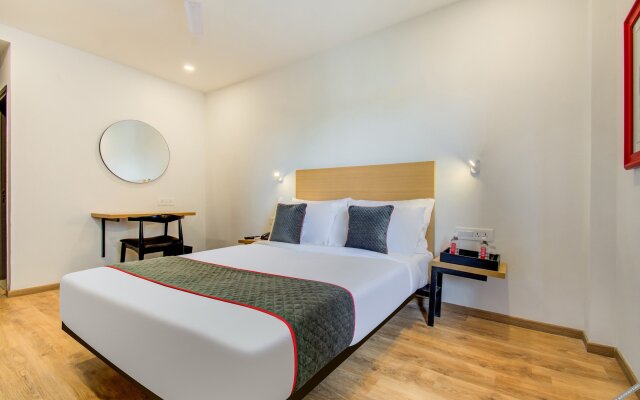 OYO Townhouse 165 Netaji Road