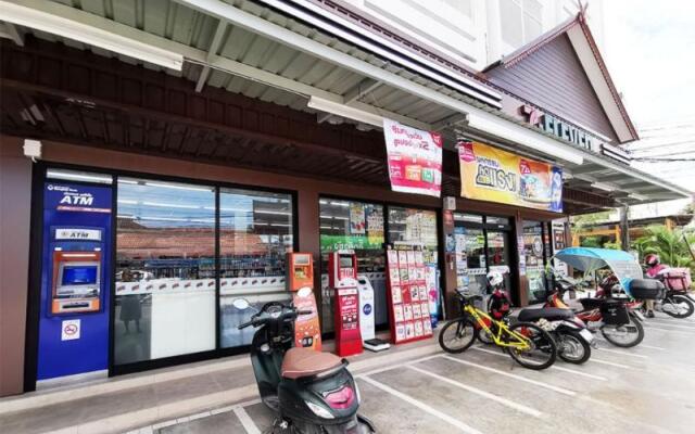 The Middle Town SHA by ZUZU