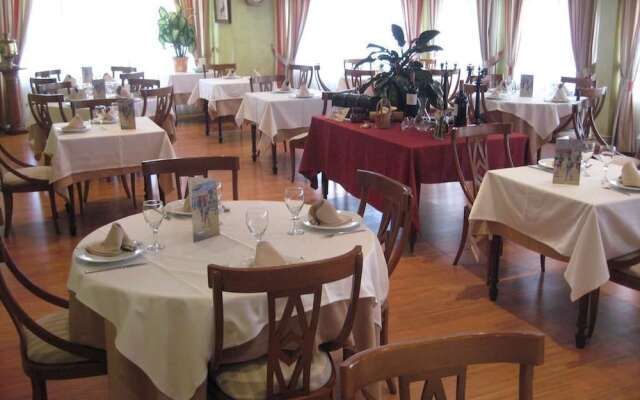 Hotel San Roque