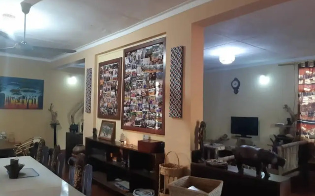 Adventures Nest - Hostel
