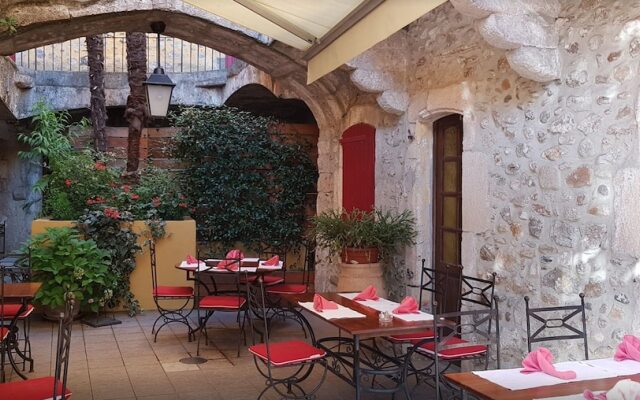 Hôtel L'Oronge