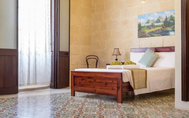 Villayana Gozitan Farmhouse with pool