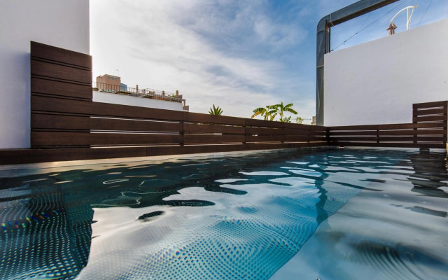 Terreno Suites