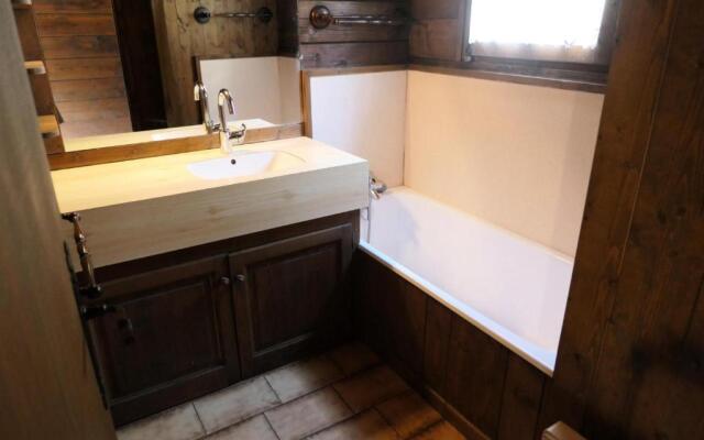 Chalet Saint Nicolas - Chalets pour 8 Personnes 03