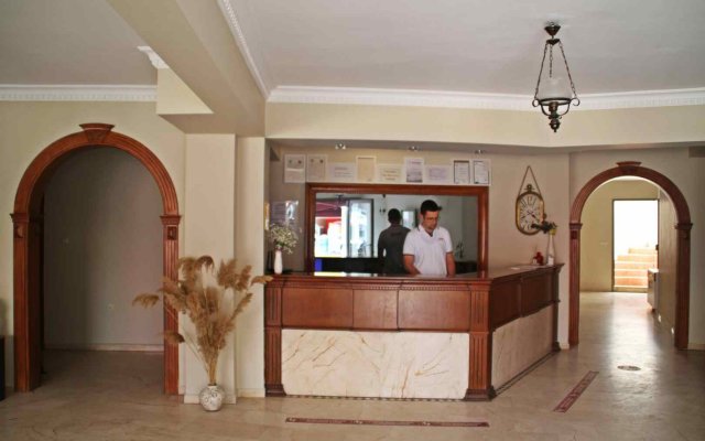 Rosy Suites Hotel