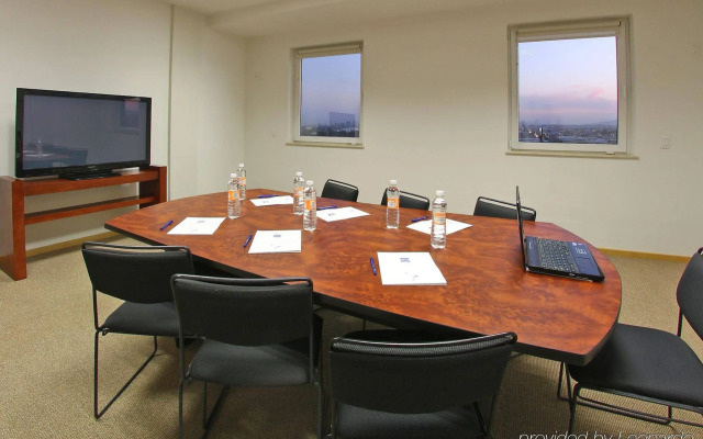 One Guadalajara Periferico Norte