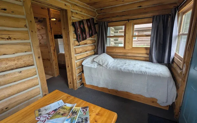 Gold Camp Cabins