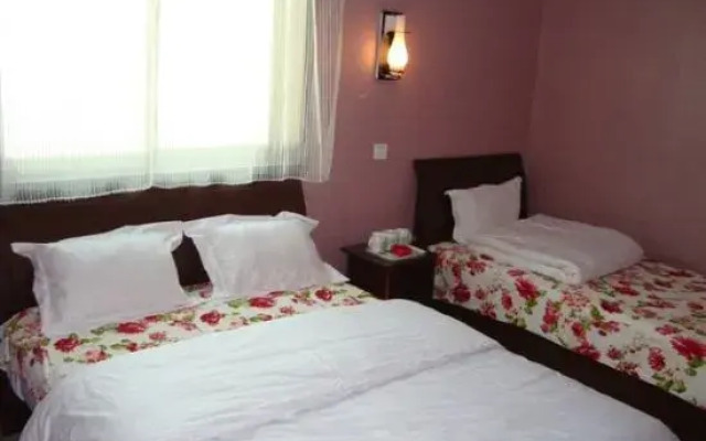 Anxin Huaxin Hotel