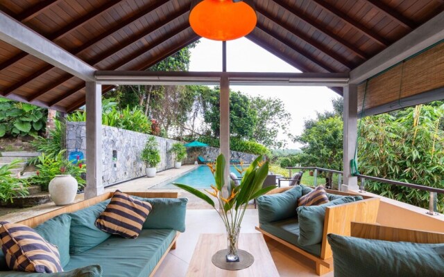 Elevated Villa Overlooking Tranquil Koggala Lake