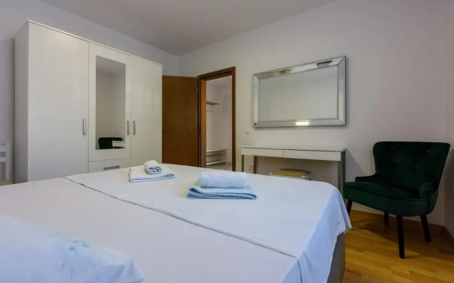 Apartment Damir 4 1 1 pax