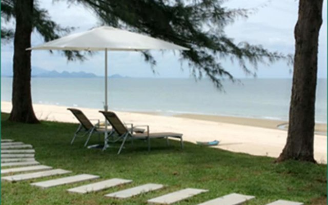 Greenseaviewresort Bangsaphan