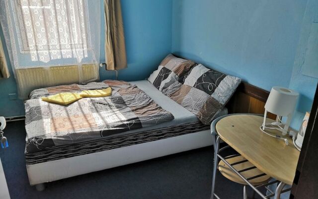 Hostel Damiell