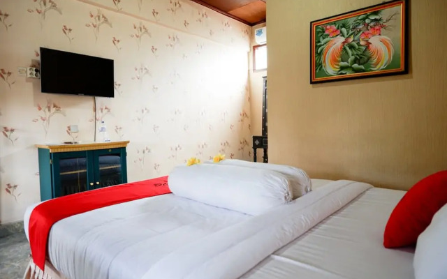 RedDoorz near Mayura Park Lombok 2