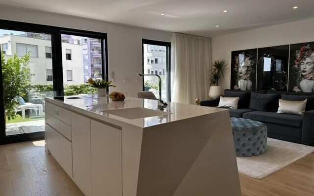 Lux - With Private Pool - A1