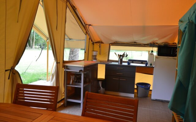 Camping Le Petit Lion - Tente Safari