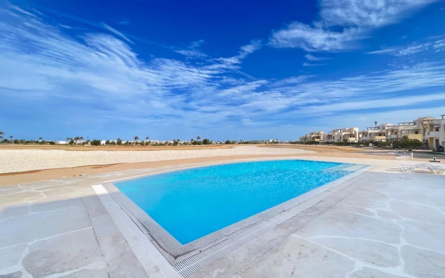 Xuru Stays I Genial 2 BDR w / Pool Access @ Cyan El Gouna