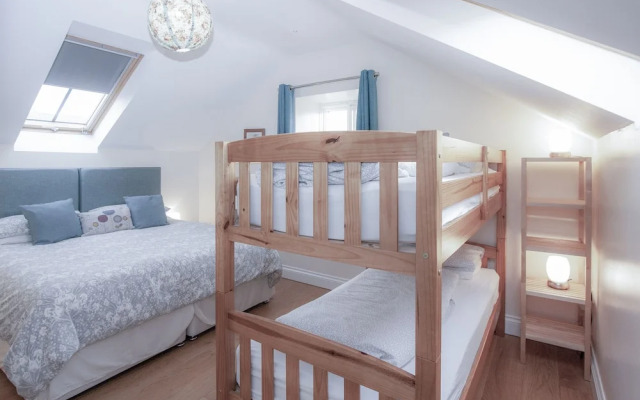 The Chaffhouse - 4 Bedroom - Llangennith