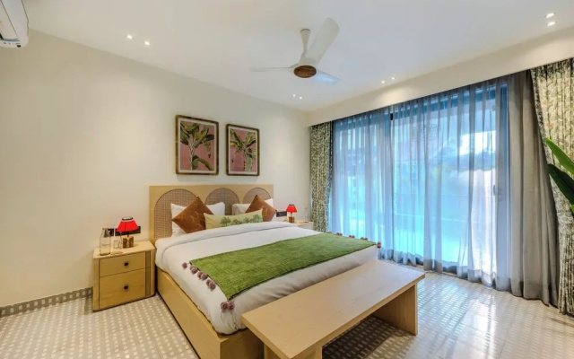 ELIVAAS Valley View 5BHK Villa With Pool