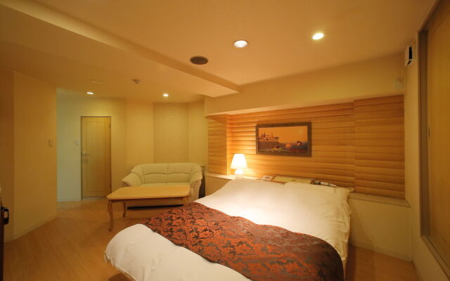 Hotel Olive Kyoto Yamashina - Adults Only