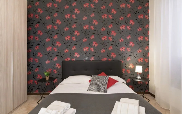 Santi Apostoli Venice Apartment