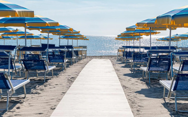 Hotel City Beach Resort