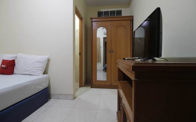 RedDoorz near Ciputra World Kuningan 3