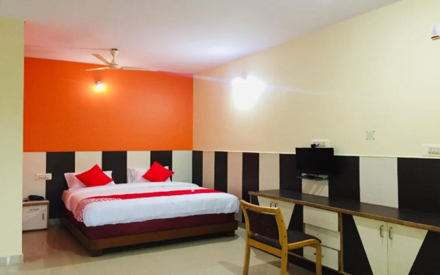 Hotel Mcc Paradise By OYO Rooms
