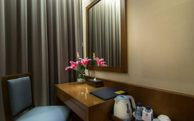 Seminyak Square Hotel And Villas