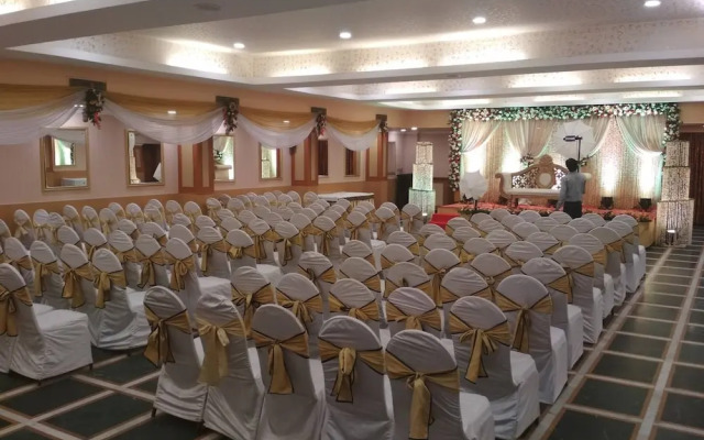 Grand Continental Hotel