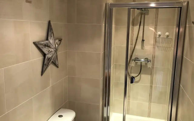 Immaculate 3-bed Apartment in Dundrum Co Down