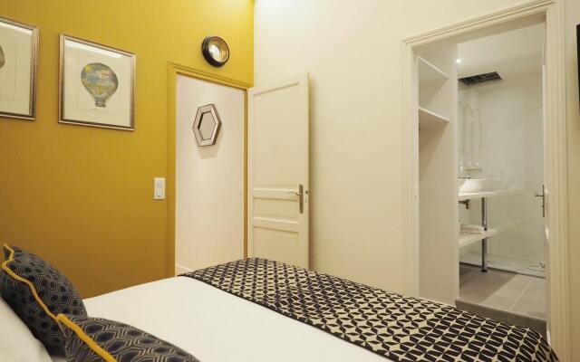 Louvre Opera Private ChicSuites
