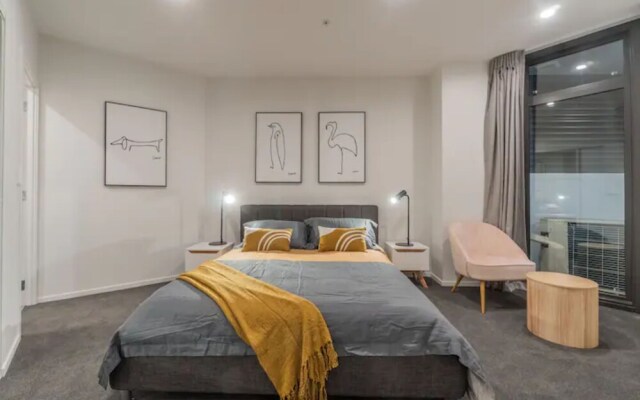 Premium Brand New Central Apt - Carpark